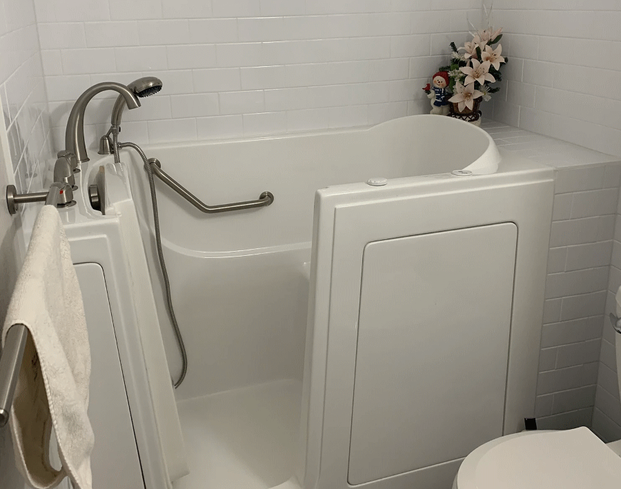 Walk-in bathtub installation by Cloud 9 Tubs LLC