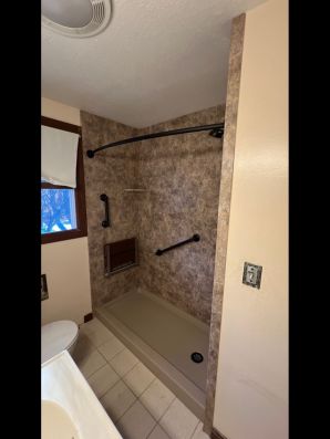 Walk in Shower Installation Services in Alton, NH (4)