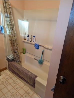 Tub to Walk in Shower Conversion Service in Farmington, NH (2)