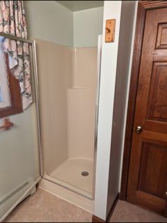 Walk-In Shower in Nashua, NH (1)