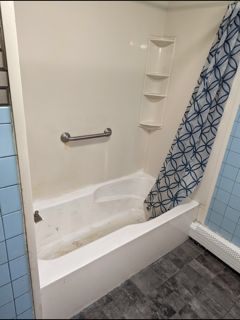 Before & After Wet Area Bathroom Remodeling in Nashua, NH (1)